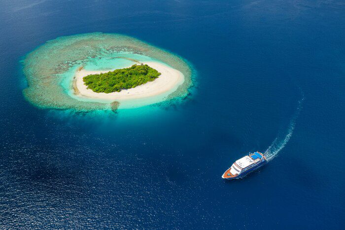 Shore excursions and activities on MV Yasawa Princess